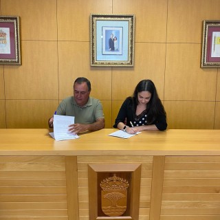 El Ayuntamiento de Alajeró y Solidaridad Intergeneracional firman un convenio en pro de la calidad de vida de las personas mayores